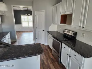 105 E Lake Drive, Goldsboro, NC 27534 – photo 11: 17 KITCHEN