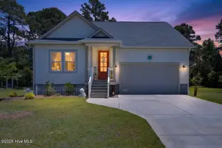 904 Sea Holly Court, New Bern, NC 28560 – photo 2: IMG_8219#twilight