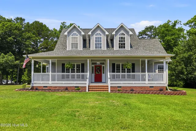 110 Baysden Road, Chinquapin, NC 28521