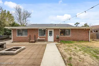 402 Jarman Street, Jacksonville, NC 28540 – photo 6: 6-web-or-mls-402 Jarman St. 109