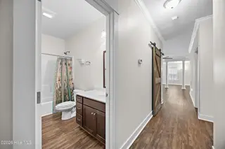 1972 Goose Creek Road SW, Ocean Isle Beach, NC 28469 – photo 23: Hallway