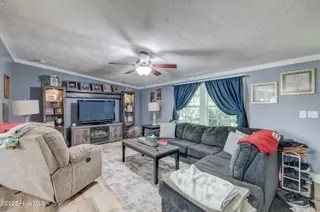 2981 Robin Drive SW, Shallotte, NC 28470 — 3-bedroom manufactured home in Shell Point, Shallotte, NC, photo 5 of 29: 2981RobinEdit-16