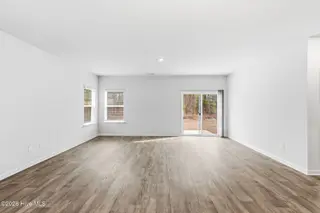 5316 Meagan Lane NE, Winnabow, NC 28479 – photo 10: 9_5316_Meagan_Lane_NE_014