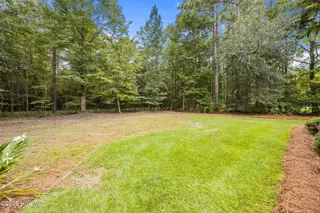 122 Saint Andrews Circle, New Bern, NC 28562 – photo 14: 9-web-or-mls-0C0A5306