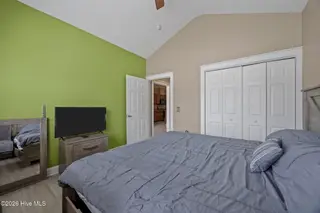 4041 Bluebill Drive 4, Greenville, NC 27858 – photo 16: 22-web-or-mls-IMG_9272