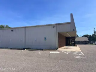 177 N Sycamore Street, Aberdeen, NC 28315 – photo 2: 2 - 177 N Sycamore St