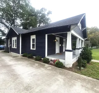 210 Raleigh Road Parkway N, Wilson, NC 27893 – photo 3: Driveway
