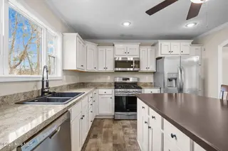 153 Country Club Lane, Newport, NC 28570 – photo 15: 15-web-or-mls-1S3A1326