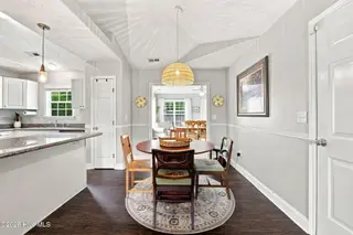107 Sparta Way, New Bern, NC 28562 – photo 10: 10-web-or-mls-DSC_2131_edit