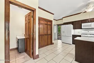 602 Kempton Drive, Greenville, NC 27834 – photo 18: 18-web-or-mls-BLS_0364