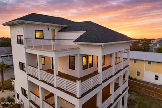 220 Georgia Avenue, Carolina Beach, NC 28428 – photo 2: Sun image 1