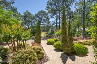 15 Shenecossett Lane, Pinehurst, NC 28374 – photo 6: FrontYard1
