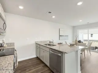 7614 Pennycress Drive 454, Leland, NC 28451 – photo 13: 10- similar to kitchen 2