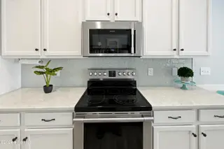 7013 Sevilleen Drive SW, Ocean Isle Beach, NC 28469 – photo 12