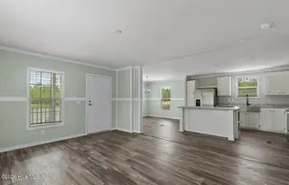 6823 Lewis Drive SE, Winnabow, NC 28479 – photo 5: Living room