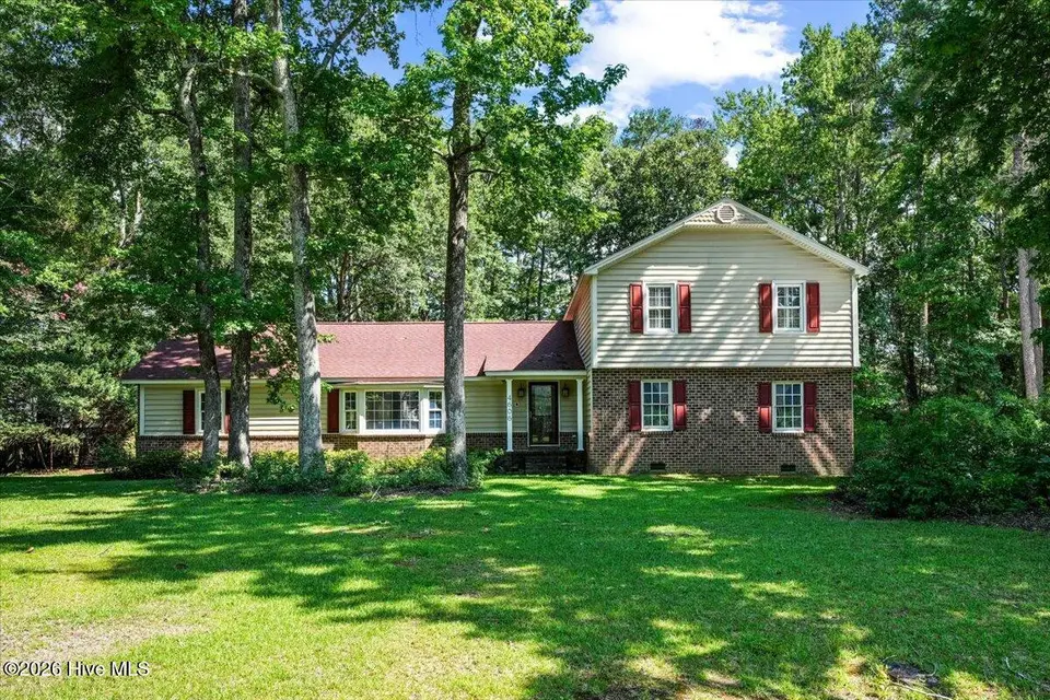 4606 Country Club Drive N, Wilson, NC 27896 – photo 1 of 24: Front Pic