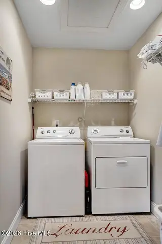 113 NW 9th Street, Oak Island, NC 28465 – photo 16: 20201011135610304291000000-o