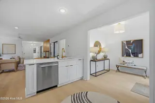 214 Shore Point Drive, Wilmington, NC 28411 — 3-bedroom home in Bayshore Estates, Wilmington, NC, photo 7 of 19: 214 Shore Point 5