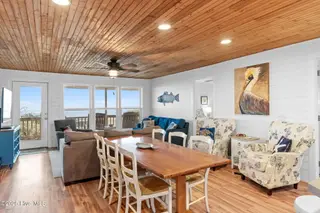 149 Ocean Boulevard W, Holden Beach, NC 28462 – photo 7: 149 Ocean Blvd West