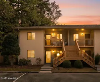 3639 Saint Johns Court Unit B, Wilmington, NC 28403 – photo 2: 3639BStJohnsCourt-2_Dusk_01_Alt