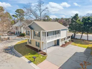 7301 Cassimir Place, Wilmington, NC 28412 – photo 3: 3-web-or-mls-DJI_20260306104453_0021_D