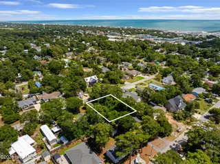 311 Lamroc Drive, Emerald Isle, NC 28594 – photo 4: Vacant lot in Emerald Isle