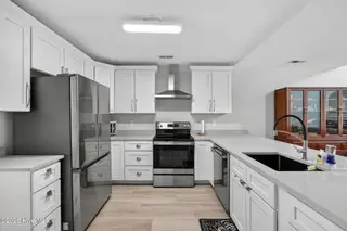 6204 Inland Greens Drive, Wilmington, NC 28405 – photo 23: 6204InlandGreenDrive-22