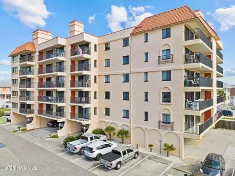 1518 S Lake Park Boulevard 4b, Carolina Beach