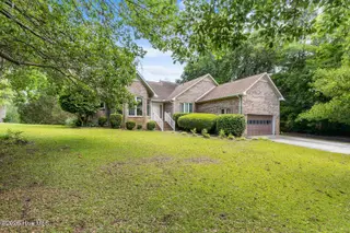 518 Chadwick Shores Drive, Sneads Ferry, NC 28460 – photo 2: chadwick-1