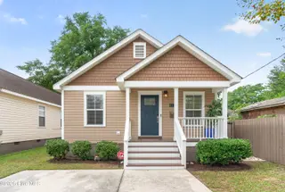 813 N 7th Street, Wilmington, NC 28401 – photo 1: front