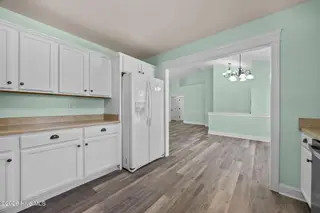 517 Hollywood Boulevard, Havelock, NC 28532 – photo 11: Kitchen