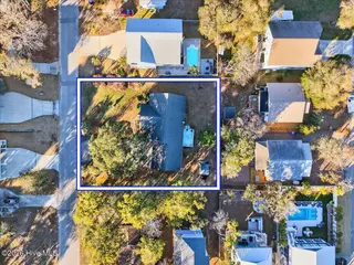 104 NE 34th Street, Oak Island, NC 28465 – photo 8: 07-kahunaphoto