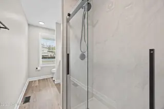 711 Ann Street, Wilmington, NC 28401 – photo 14: 21_bathroom
