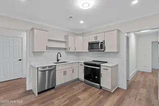 508 N Wright Street, Burgaw, NC 28425 — 3-bedroom home, Burgaw, NC, photo 11 of 51: 9_kitchen