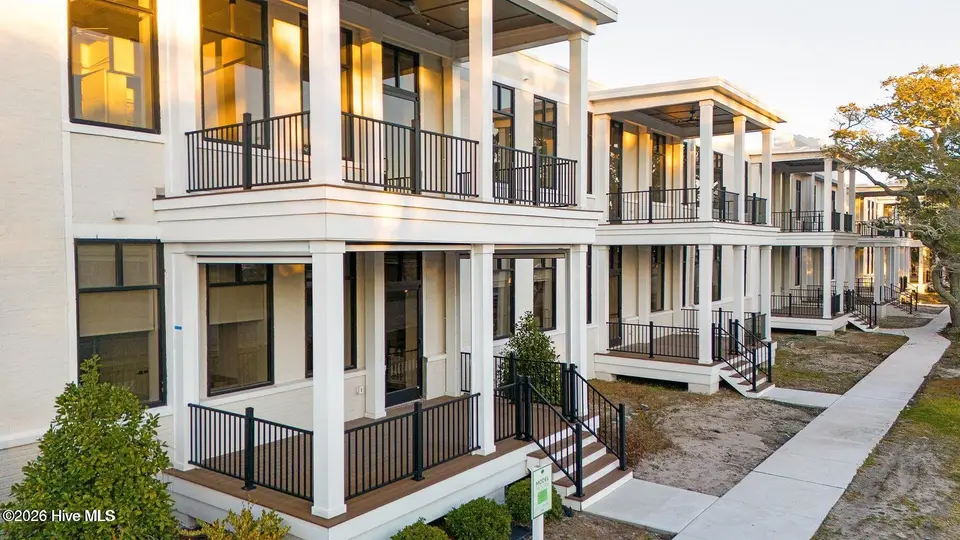 805 Mulberry Street Unit 211, Beaufort, NC 28516 – photo 1 of 30: Mulberry Exterior