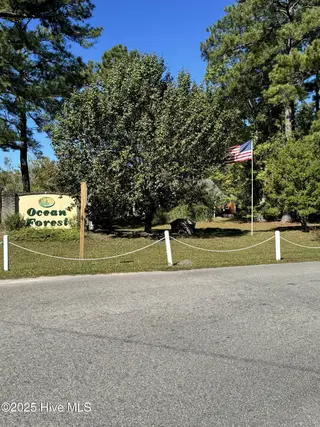 211 Beachwood Drive NW, Calabash, NC 28467 — 3-bedroom manufactured home in Ocean Forest, Calabash, NC, photo 3 of 75: neighborhood sign 1