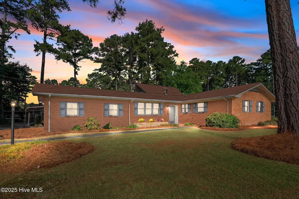 4308 Wildwood Drive, Ayden, NC 28513 – photo 1 of 20: 1-web-or-mls-LHV_4095_2