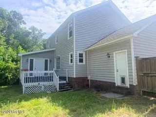 6323 Strawfield Drive, Wilmington, NC 28405 — 3-bedroom home in Summerfield, Wilmington, NC, photo 3 of 27