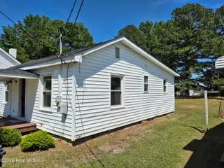 502 S Sycamore Street, Fremont, NC 27830 – photo 3: 20260512_151030