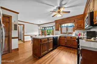1702 Woodwind Drive, Greenville, NC 27858 – photo 18: 18-web-or-mls-LHV_3049