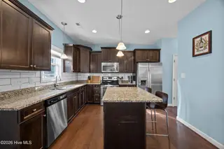 752 Chadwick Shores Drive, Sneads Ferry, NC 28460 – photo 16: 17_kitchen
