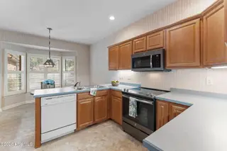 660 Redwood Drive, Southern Pines, NC 28387 – photo 12: 12-web-or-mls-DSC02588