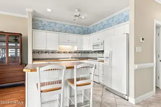 8632 Sound Drive A1, Emerald Isle, NC 28594 – photo 15: Kitchen - V4