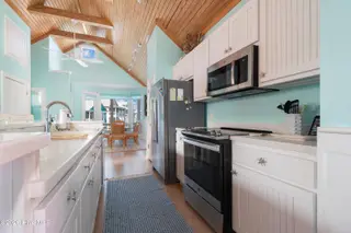 112 Sandpiper Court, Atlantic Beach, NC 28512 – photo 16: kitchen