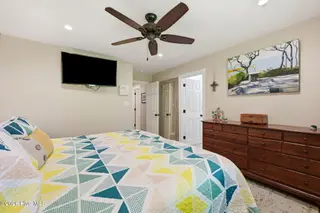 2005 Horse Shoe Bend, Trent Woods, NC 28562 – photo 17: Master Bedroom