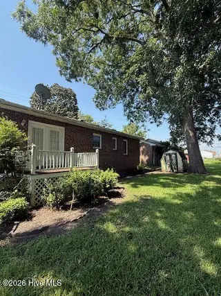 704 W 3rd Street, Washington, NC 27889 – photo 12: Rear View