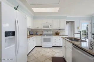 16 Westlake Pointe Drive, Pinehurst, NC 28374 — 3-bedroom home in Westlake Pointe, Pinehurst, NC, photo 18 of 36: 16 Westlake Pointe Dr