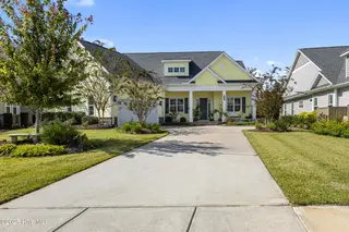 3045 Smeades Drive, Leland, NC 28451 — 3-bedroom home in Brunswick Forest, Leland, NC, photo 3 of 61