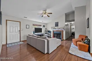 105 Linden Road, Richlands, NC 28574 – photo 2: 4-web-or-mls-_RAD7580