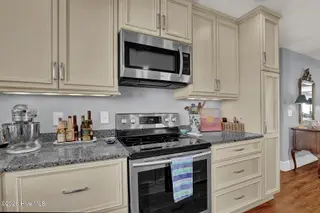 913 N Anderson Boulevard, Topsail Beach, NC 28445 – photo 15: 6G8A3973